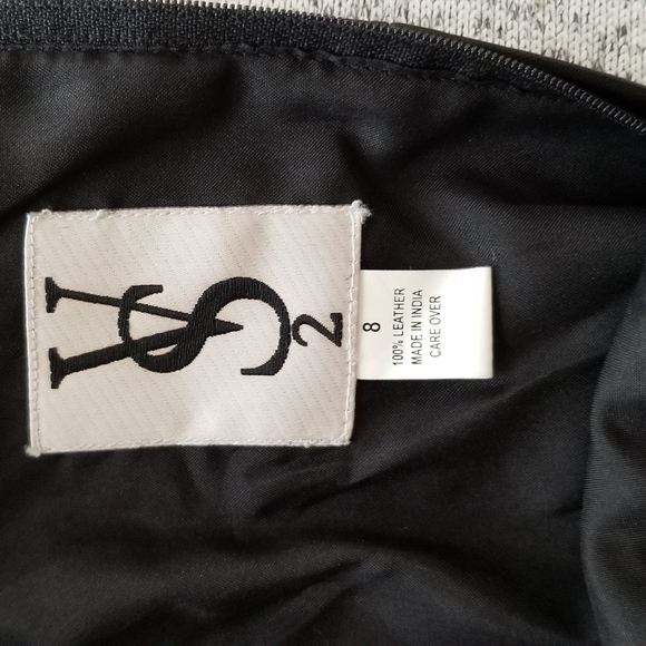 Stylish VS Black Leather Miniskirt Women Size 8 - Picture 4 of 4